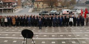 YAVUZ SELİM MEYDANINDA  ÖĞRETMENLER GÜNÜ KUTLAMASI